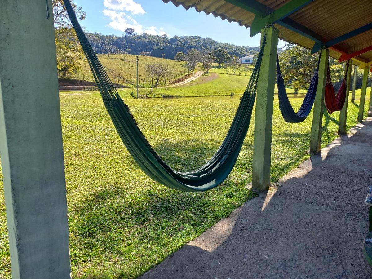 Celeiro Vermelho Chalet Guararema